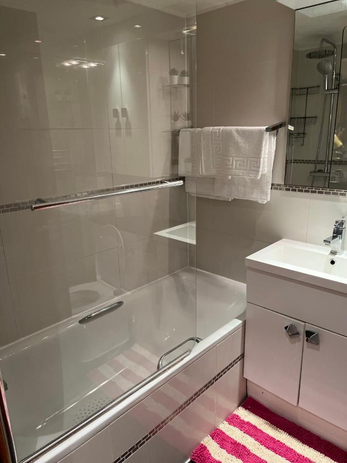 Stunning 1 Bedroom In Stunning Location - Mayfair Area Londyn Zewnętrze zdjęcie