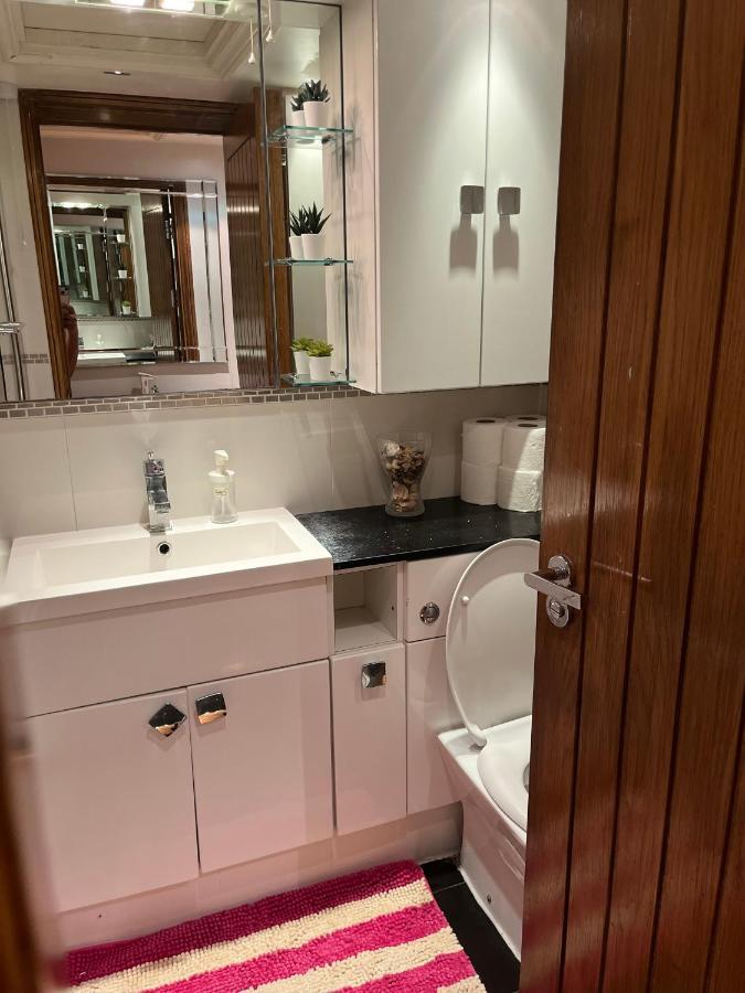 Stunning 1 Bedroom In Stunning Location - Mayfair Area Londyn Zewnętrze zdjęcie